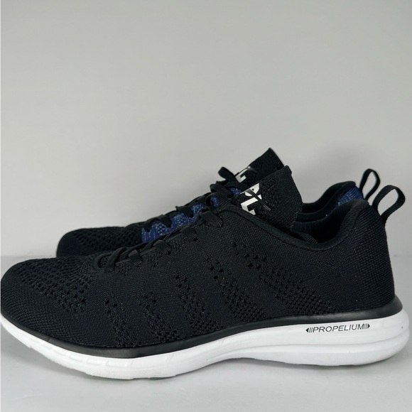 APL Techloom Pro Black Blue Knit Sneakers Men's Size 8 - Picture 4 of 9